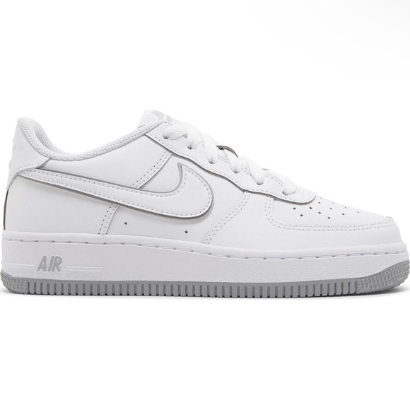 🤍 NEW Nike shoes Air Force 1 (GS) Court Borough | Size 7y | 8.5 Women’s | - Picture 2 of 13